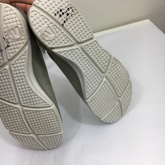 NEW Merrell performance footwear taupe sneakers - Picture 3 of 7